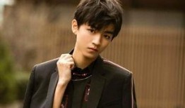 知乎爆料娱乐圈王俊凯,娱乐圈的青春偶像，揭秘他的成长之路