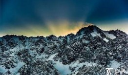 天山在线观看,探索新疆之美，尽享云端视听盛宴